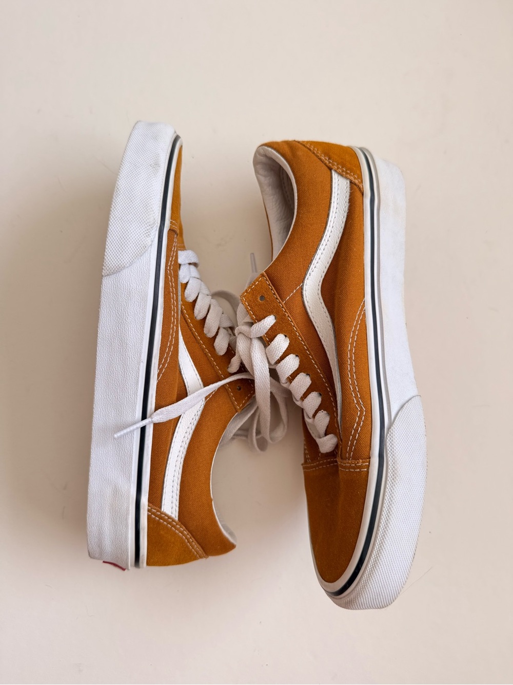 New Vans Old Skool Suede Sneakers in Mustard / Gold and White - Picture 2 of 7